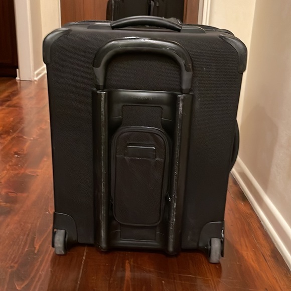 Briggs & Riley Carry-on Spinner - Picture 12 of 14